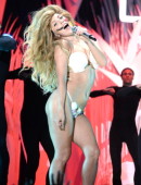 2013 MTV Video Music Awards - Show
