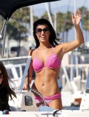 Lucy-Mecklenburgh-in-Bikini-1
