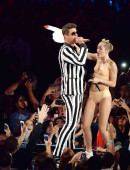 Miley-Cyrus-2013-MTV-VMA-5