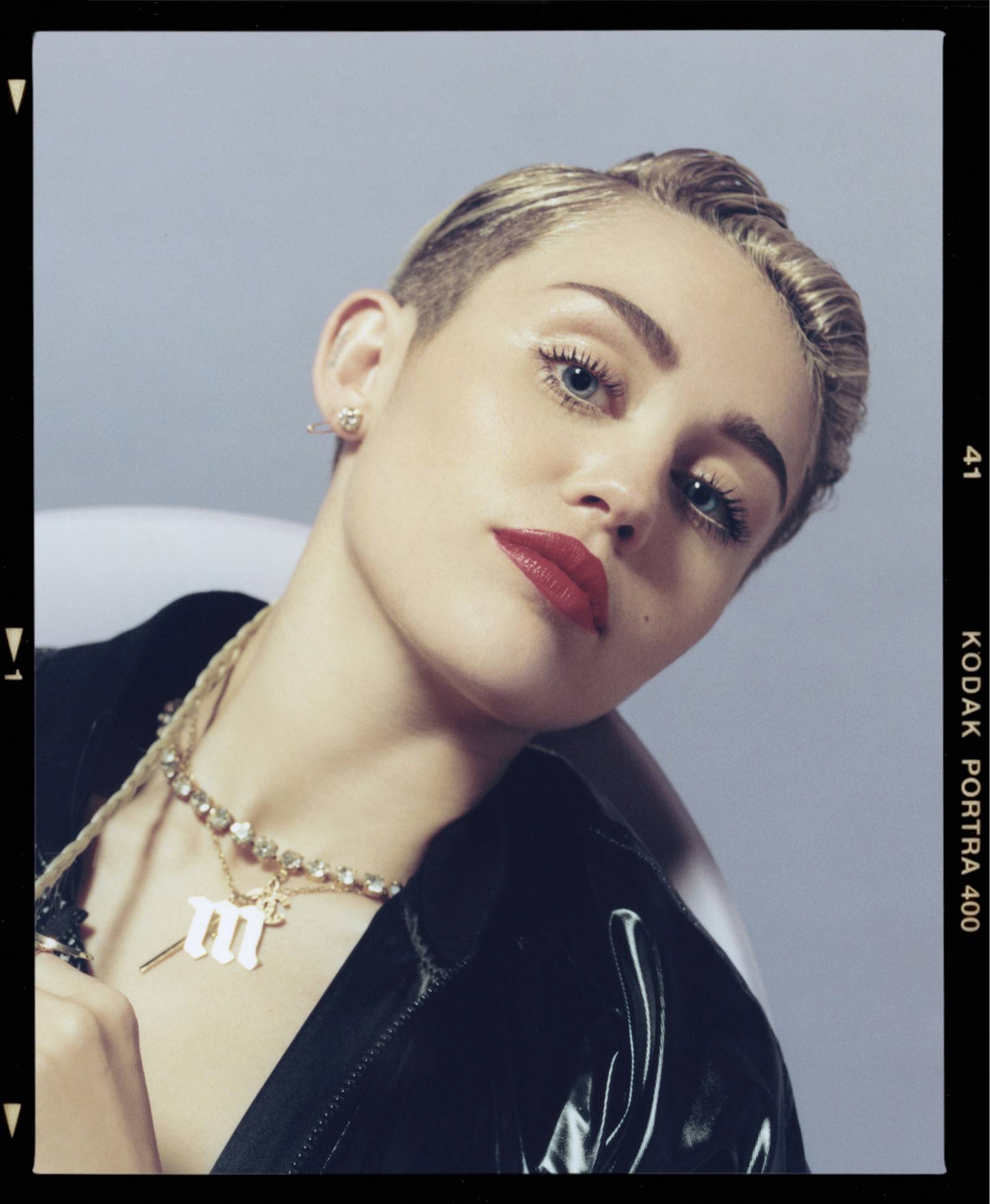 Miley-Cyrus-Bangerz-Promos-3