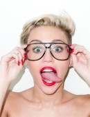 Miley-Cyrus-Photoshoot-by-Terry-Richardson-8