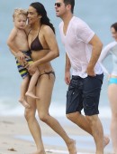 Paula-Patton-in-Bikini-3
