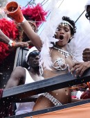 Rihanna-1