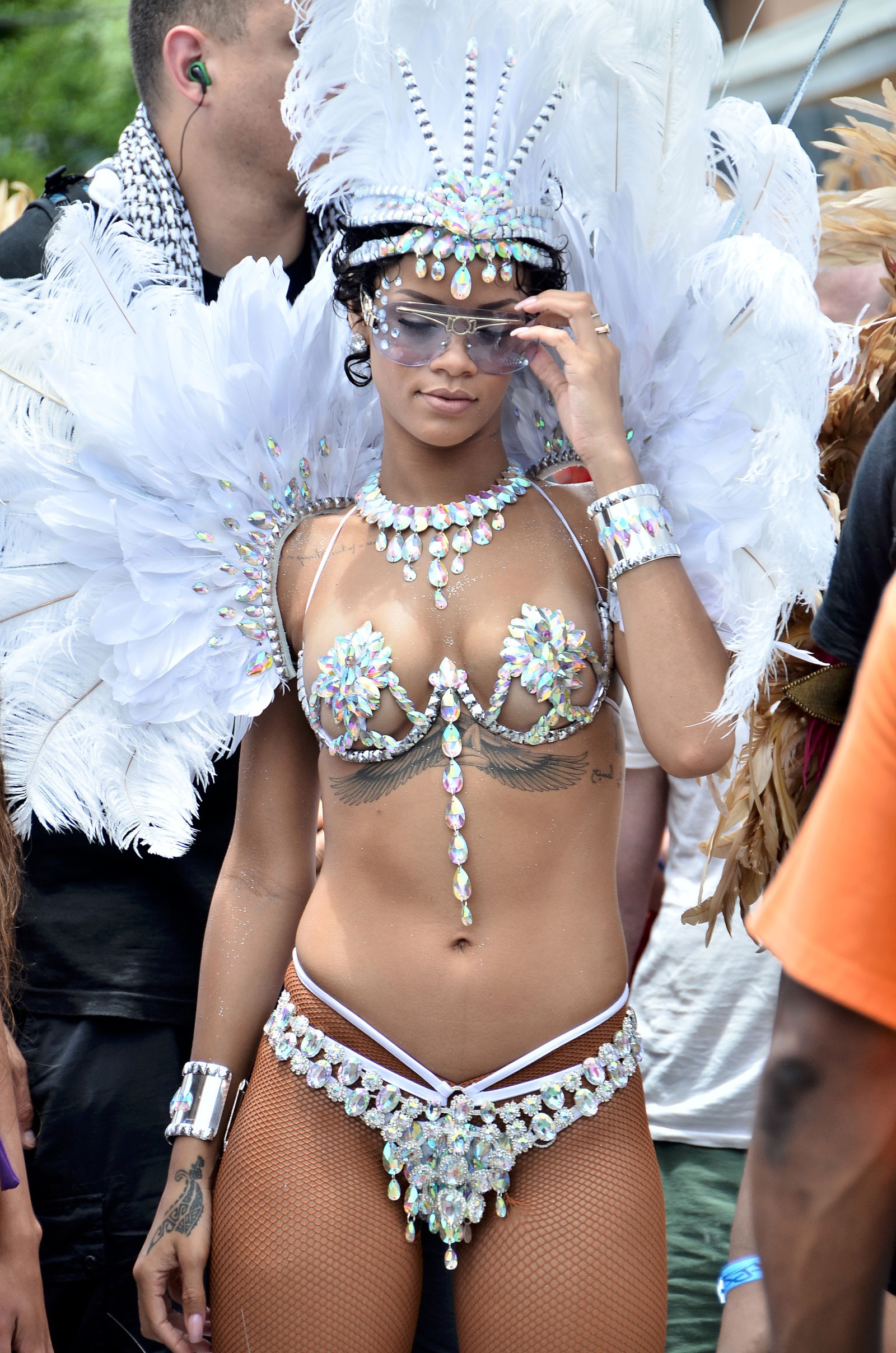 Rihanna-12