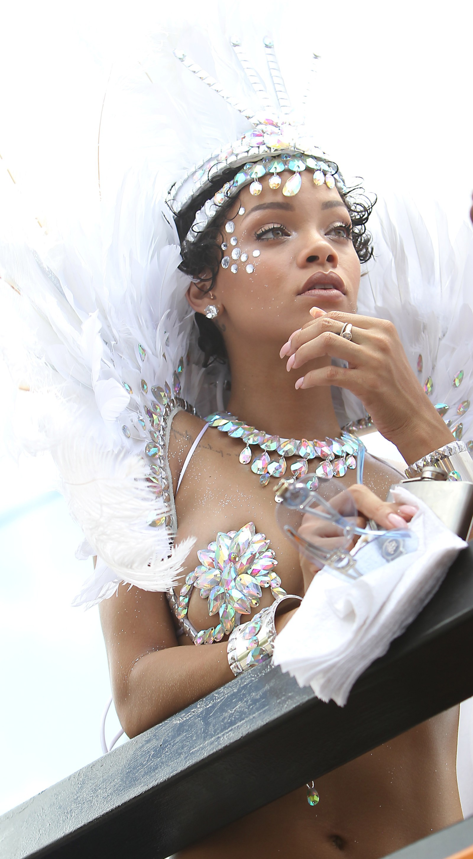 Rihanna-16