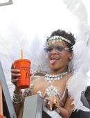 Rihanna-19