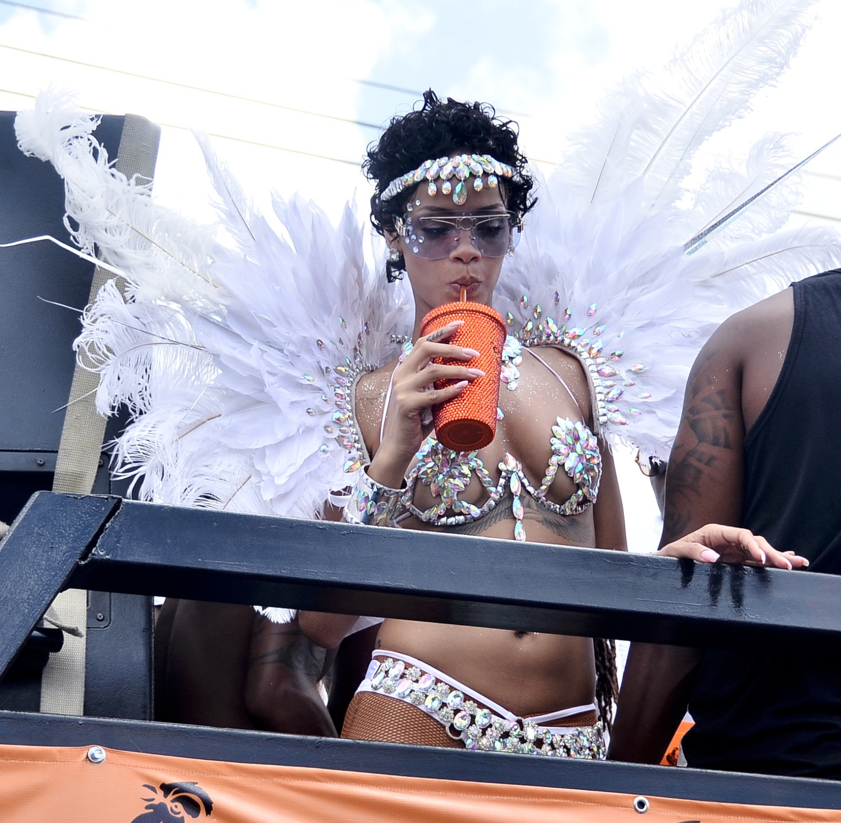 Rihanna-32