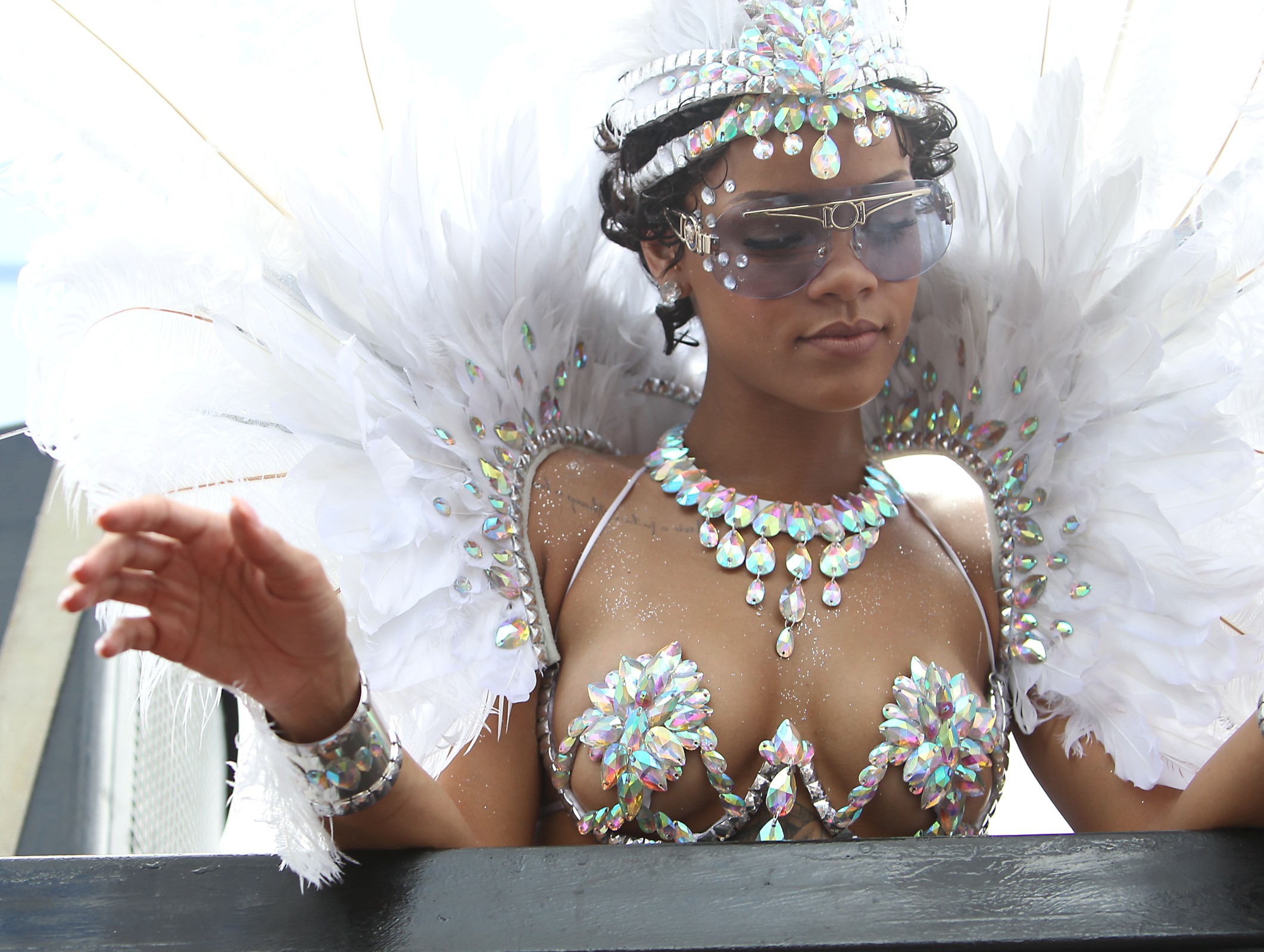 Rihanna-33