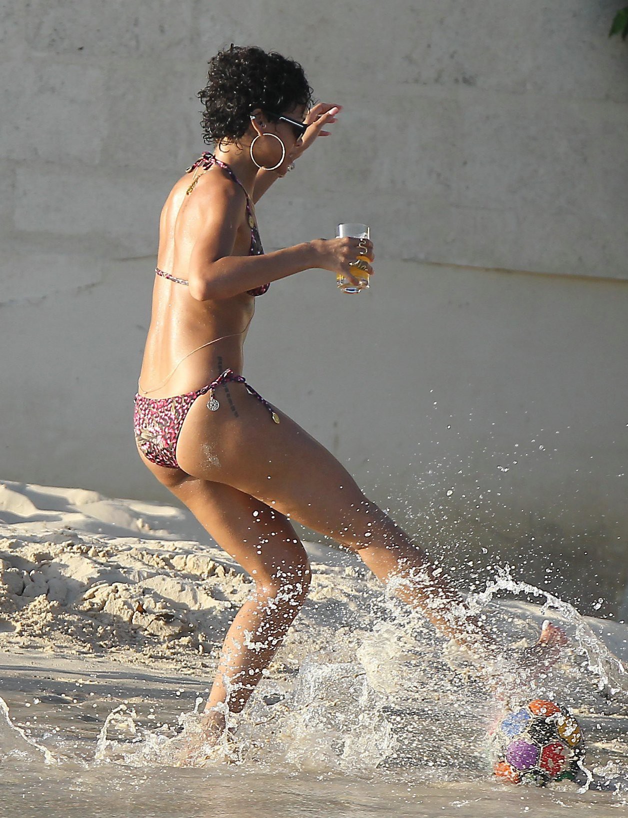 Rihanna-Bikini-Barbados-12