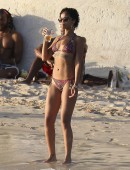 Rihanna-Bikini-Barbados-18