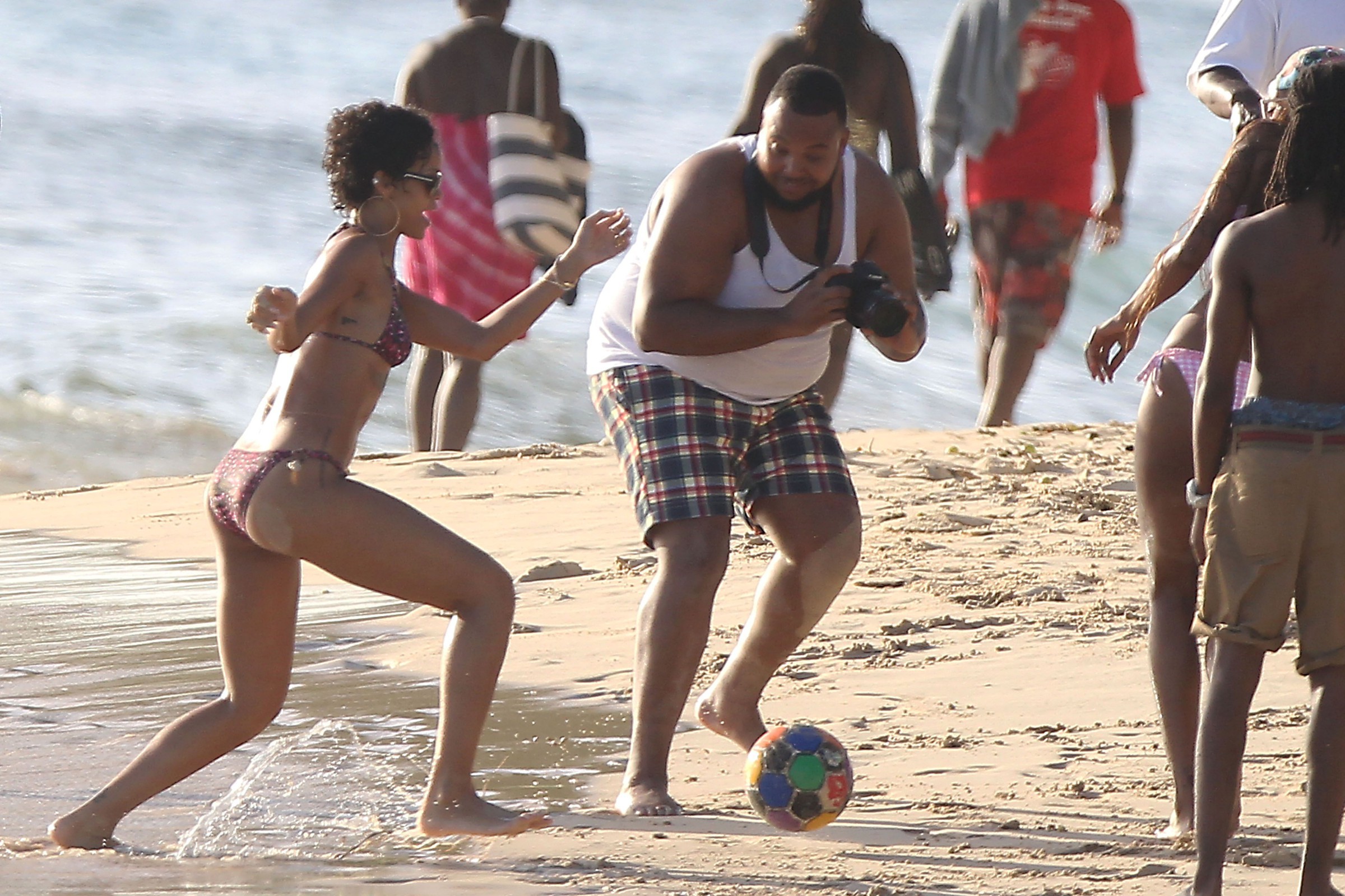 Rihanna-Bikini-Barbados-20