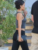 Rihanna-Booty-2