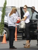 Sofia-Vergara-Booty-in-Jeans-7