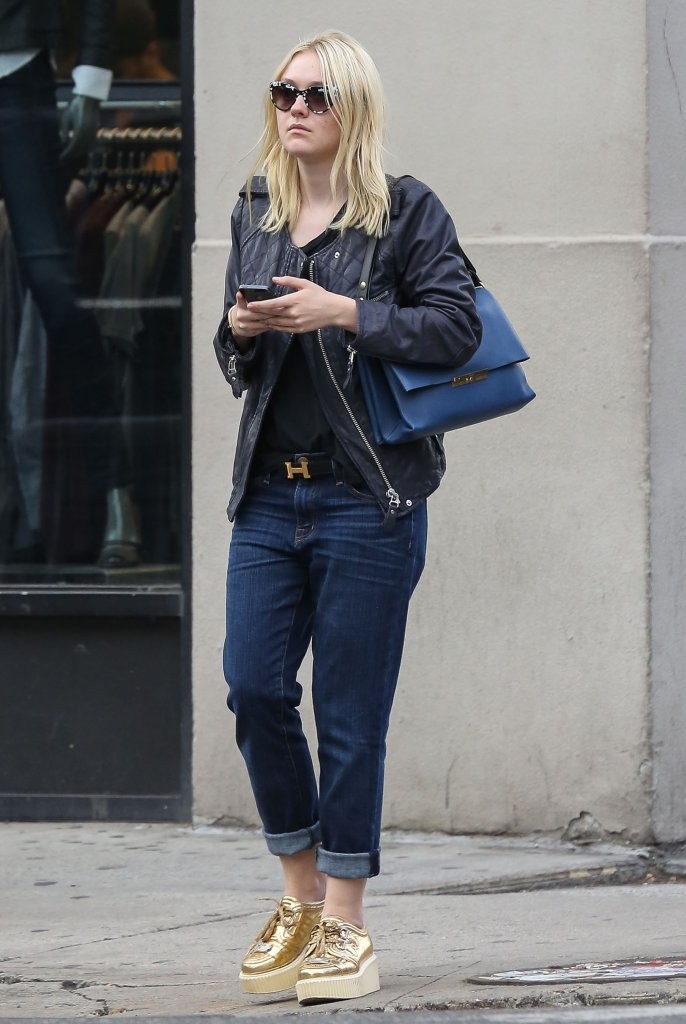 Dakota-Fanning-NYC-13