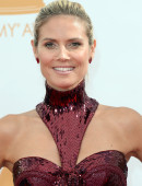 Heidi-Klum-2013-Emmy-Awards-2