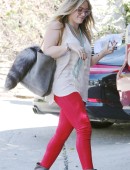 Hilary-Duff-in-Glasses-and-Tight-Jeans-LA-5