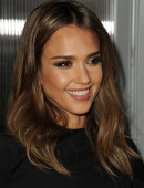 Jessica-Alba-at-A-C-O-D-Premiere-in-LA-7