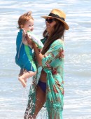 Jessica-Alba-in-Bikini-2
