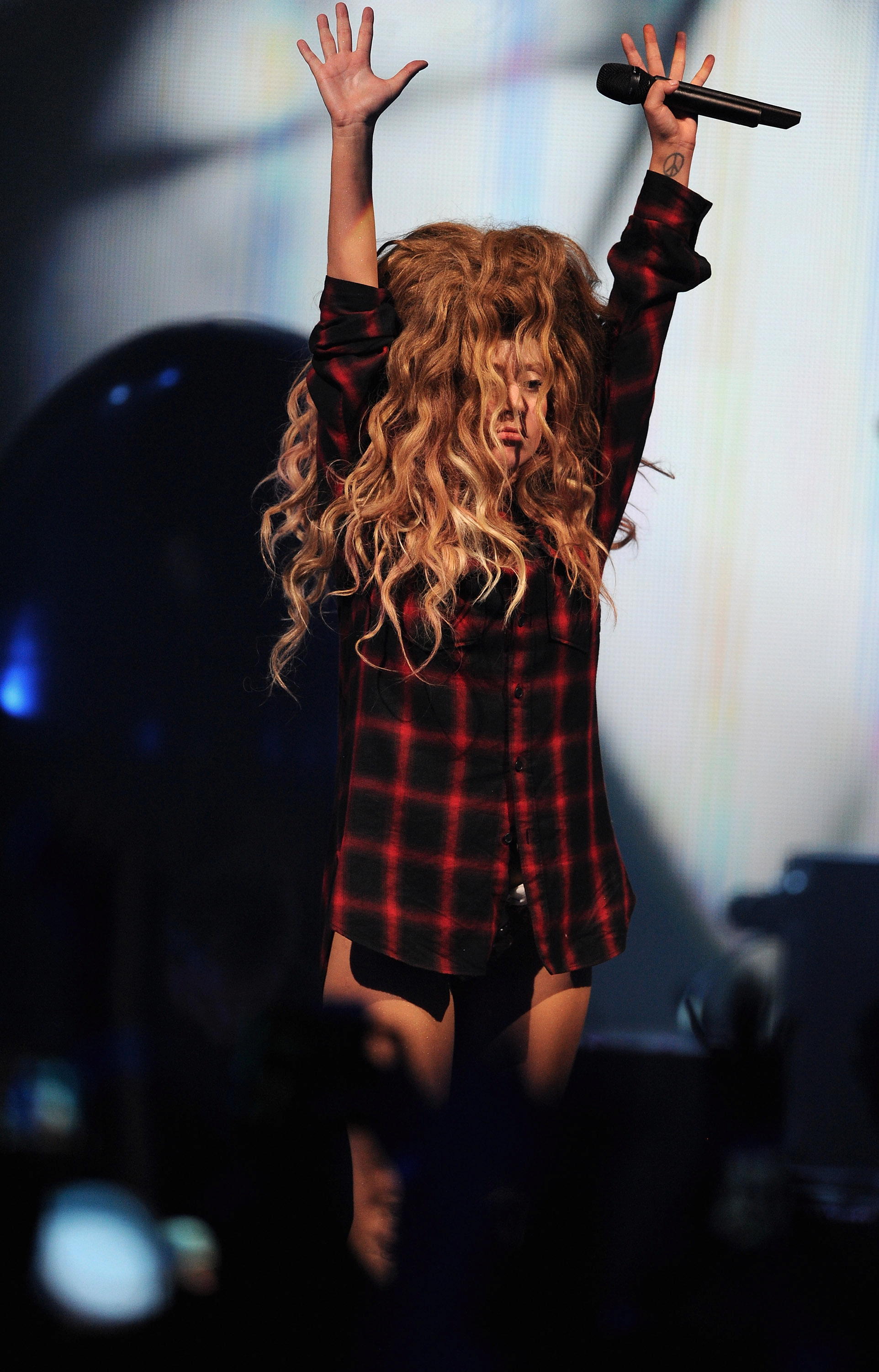 Lady-Gaga-Performing-at-2013-iTunes-Festival-3