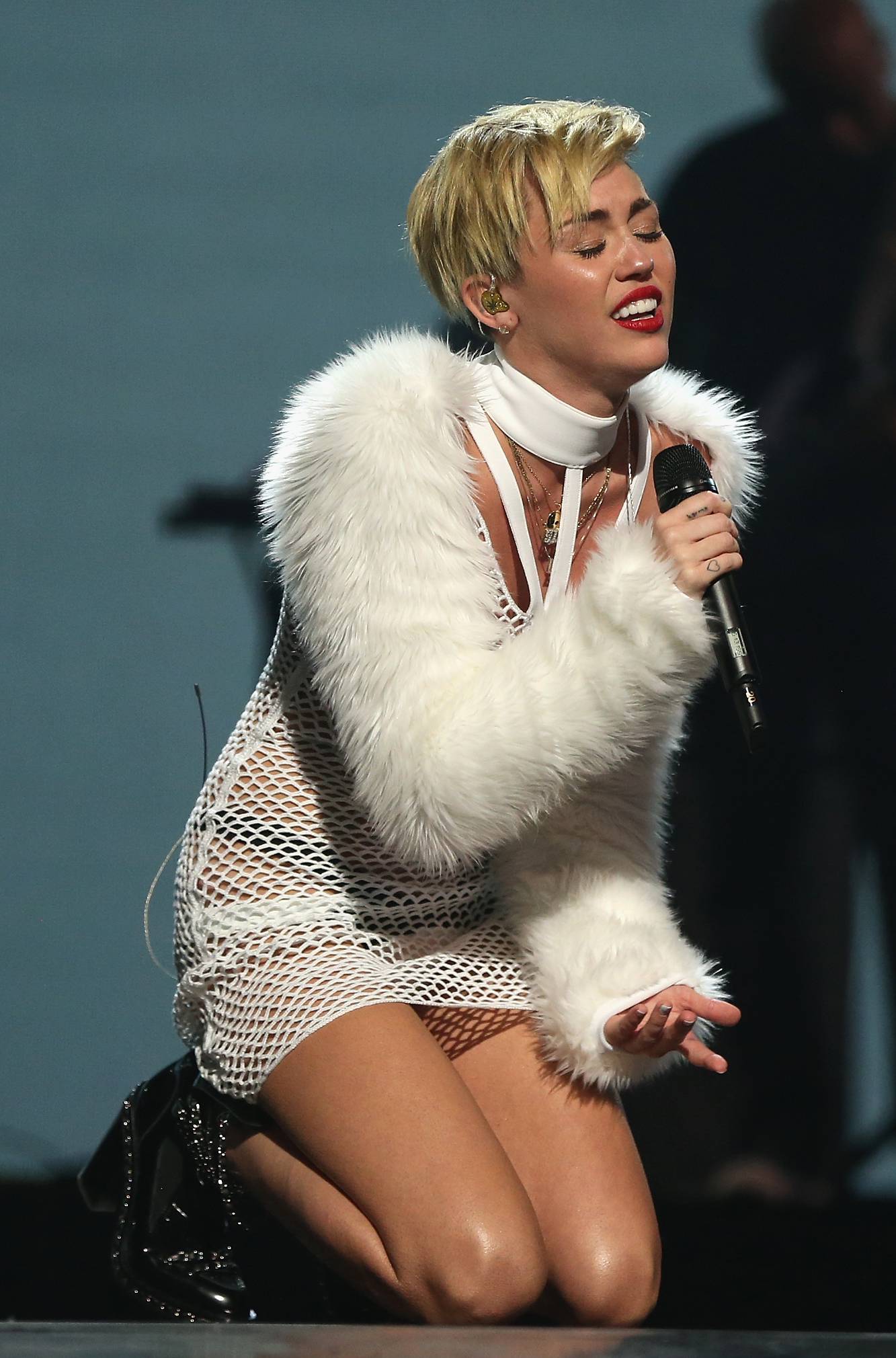 Miley-Cyrus-13