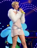 Miley-Cyrus-24