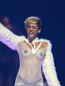 Miley-Cyrus-38