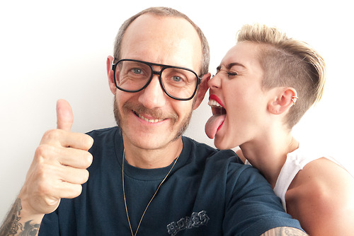 Miley-Cyrus-Photoshoot-by-Terry-Richardson-September-2013-1