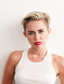 Miley-Cyrus-Photoshoot-by-Terry-Richardson-September-2013-8