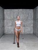 Miley-Cyrus-Wrecking-Ball-Caps-13