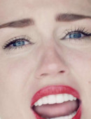 Miley-Cyrus-Wrecking-Ball-Caps-18
