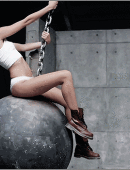 Miley-Cyrus-Wrecking-Ball-gif-8