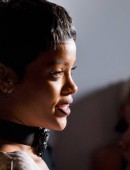 Rihanna-at-Fashion-Week-Spring-2014-in-NY-1