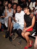 Rihanna-at-Fashion-Week-Spring-2014-in-NY-20