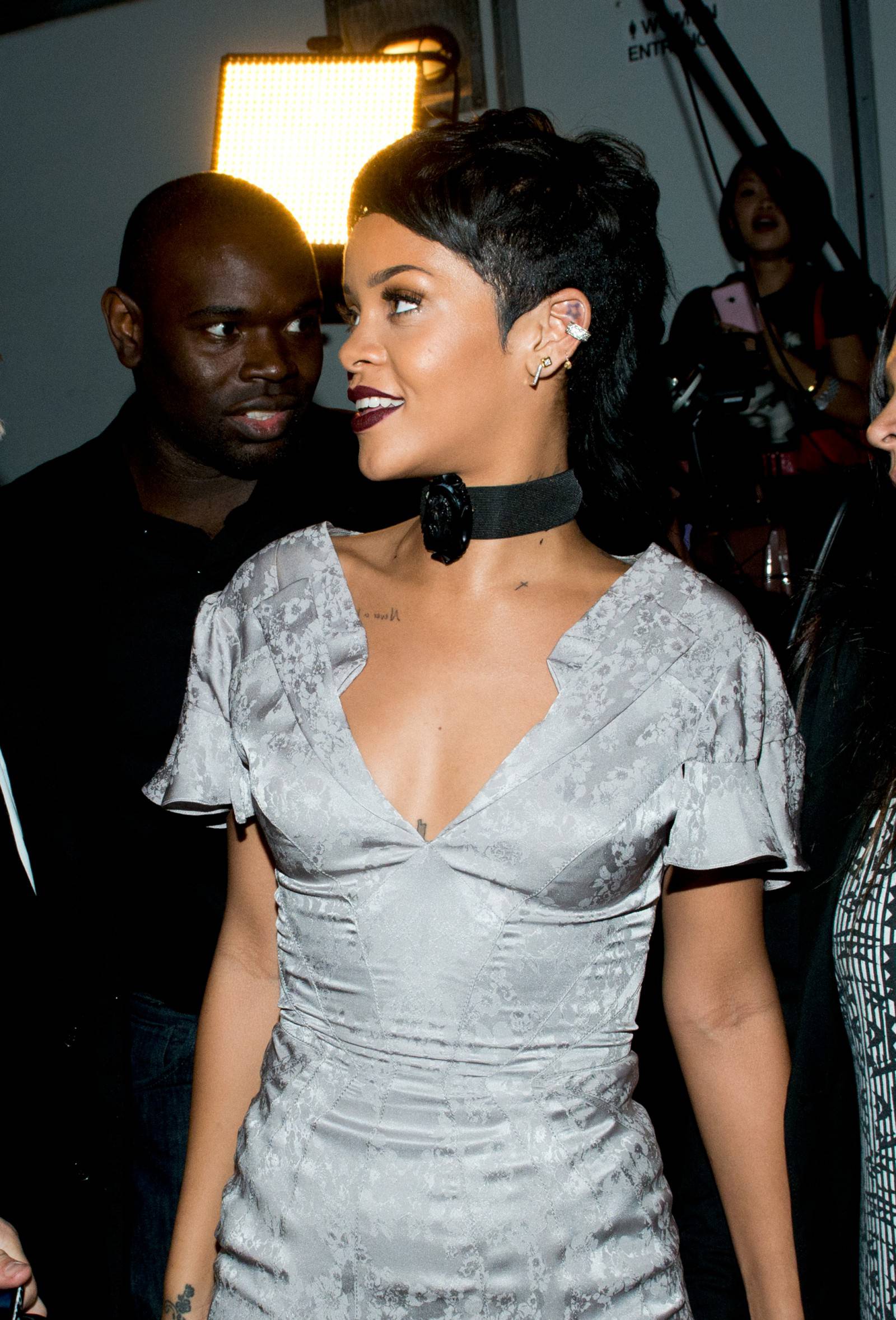 Rihanna-at-Fashion-Week-Spring-2014-in-NY-4