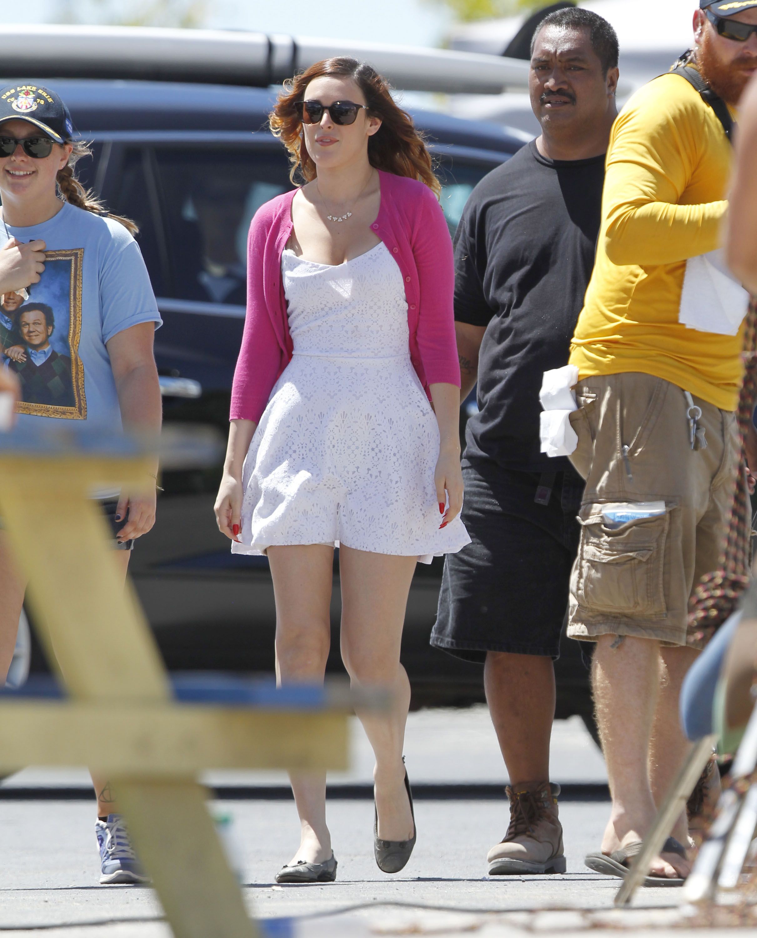 Rumer-Willis-Upskirt-10