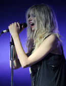 Taylor Momsen of The Pretty Reckless performs
