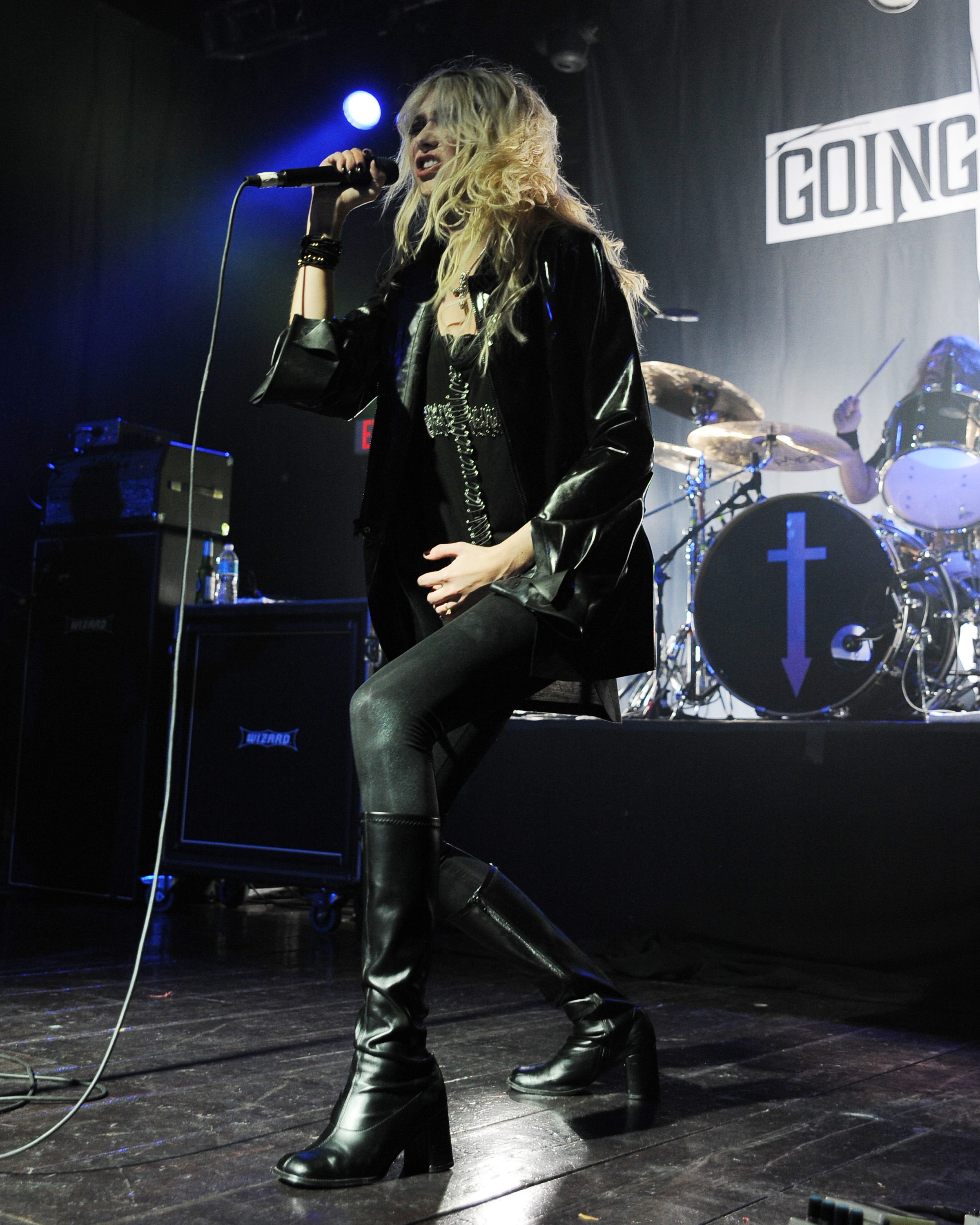 aylor Momsen of The Pretty Reckless performs