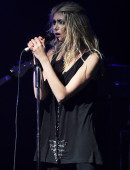 aylor Momsen of The Pretty Reckless performs