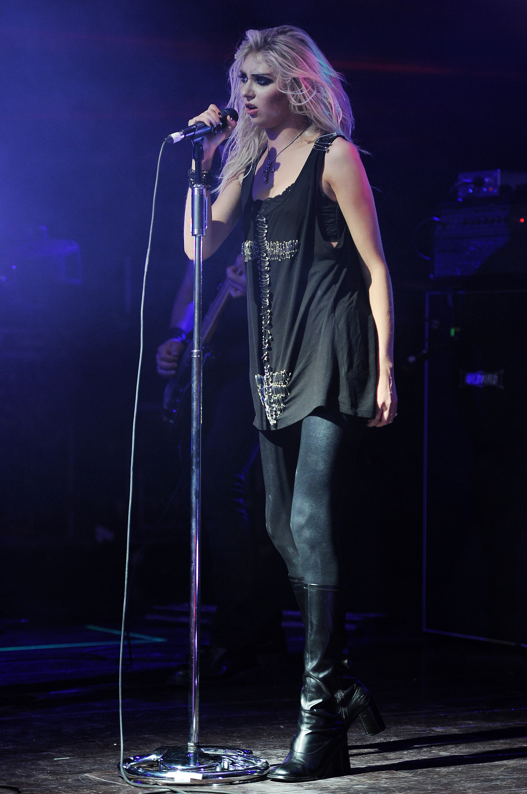 Taylor Momsen of The Pretty Reckless performs