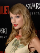 Taylor-Swift-at-Romeo-and-Juliet-Premiere-in-Hollywood-2