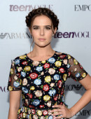 Zoey-Deutch-6