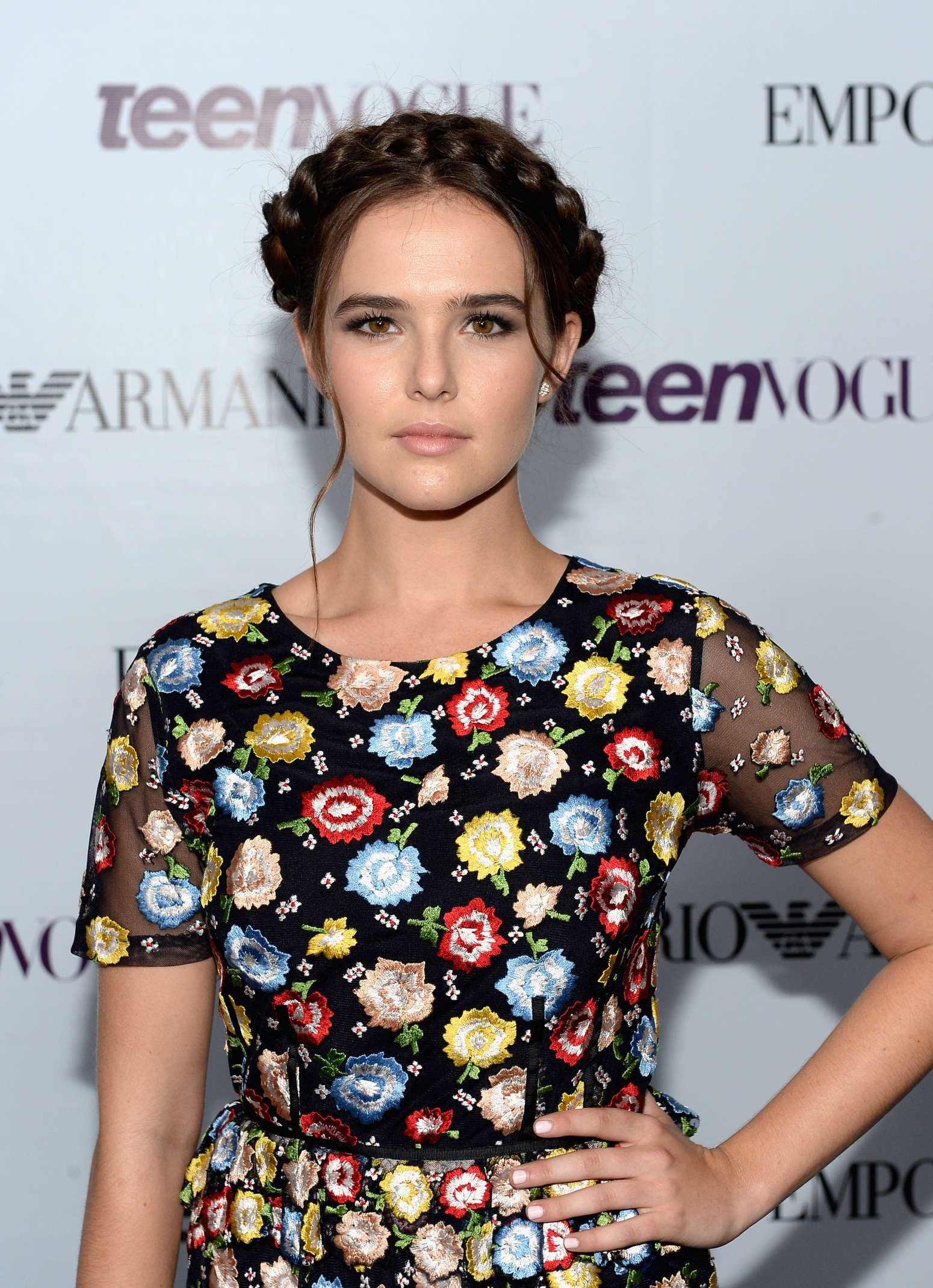 Zoey-Deutch-6