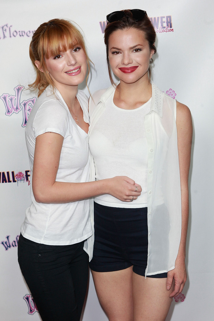 Bella-Thorne-and-Kaili-Thorne-3
