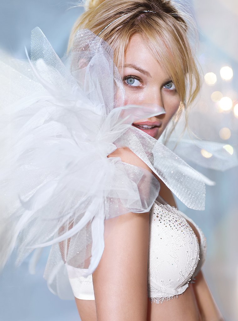 Candice-Swanepoel-Victoria's-Secret-Photoshoot-October-2013-21