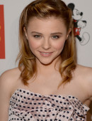 Chloe-Moretz-GLSEN-Respect-Awards-1
