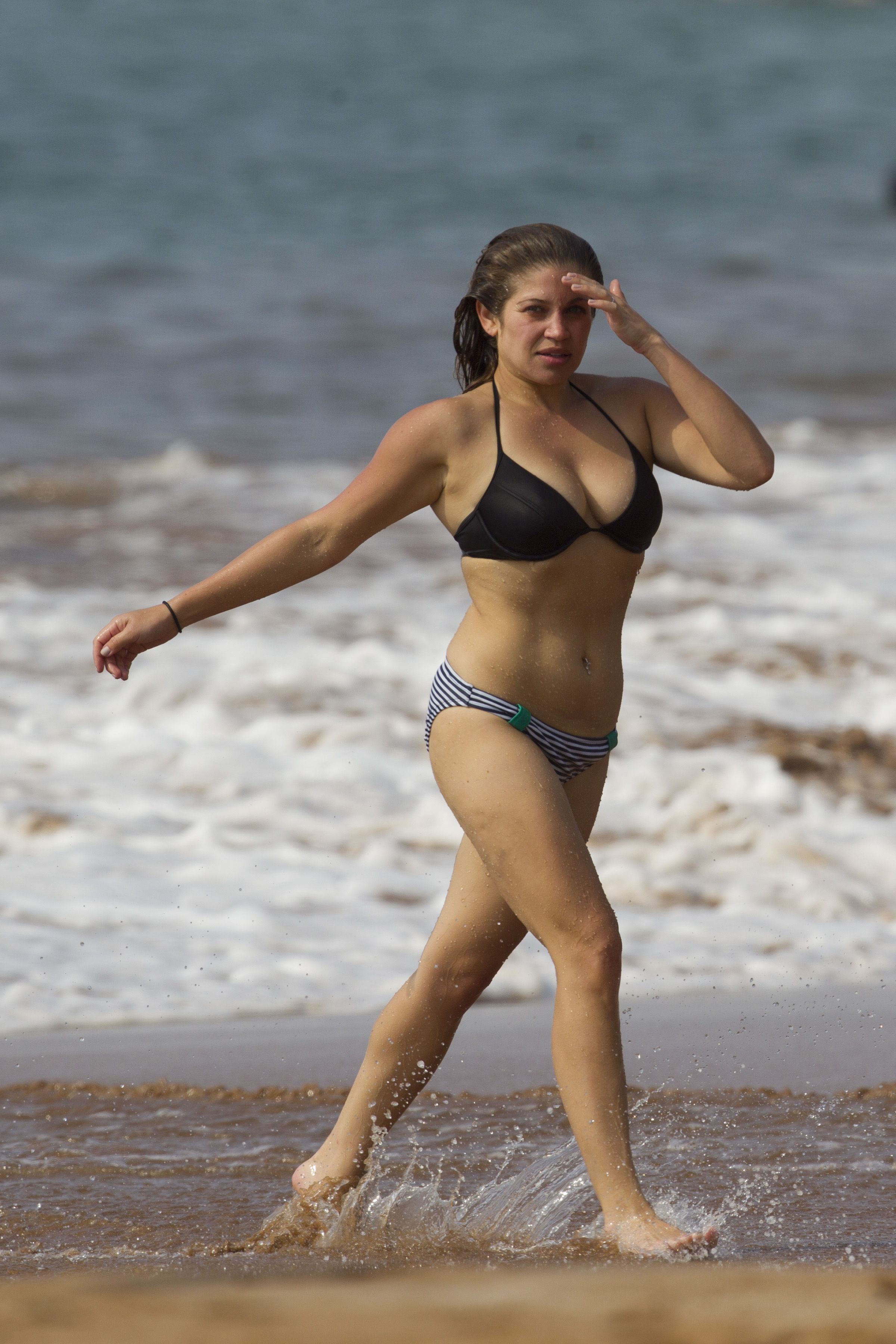 Danielle-Fishel-13