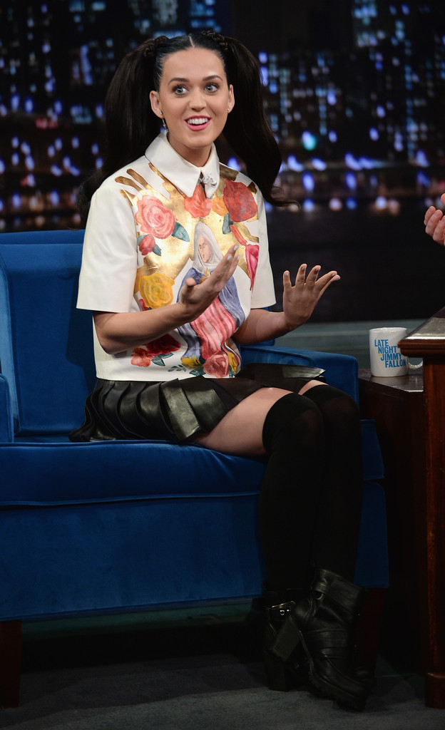 Katy-Perry-Late-Night-with-Jimmy-Fallon-4