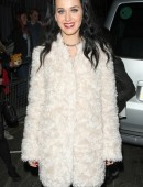 Katy-Perry-Leaving-the-Roundhouse-in-London-8