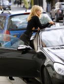 TV star and fashion designer Kimberly Garner is seen shopping in Chelsea