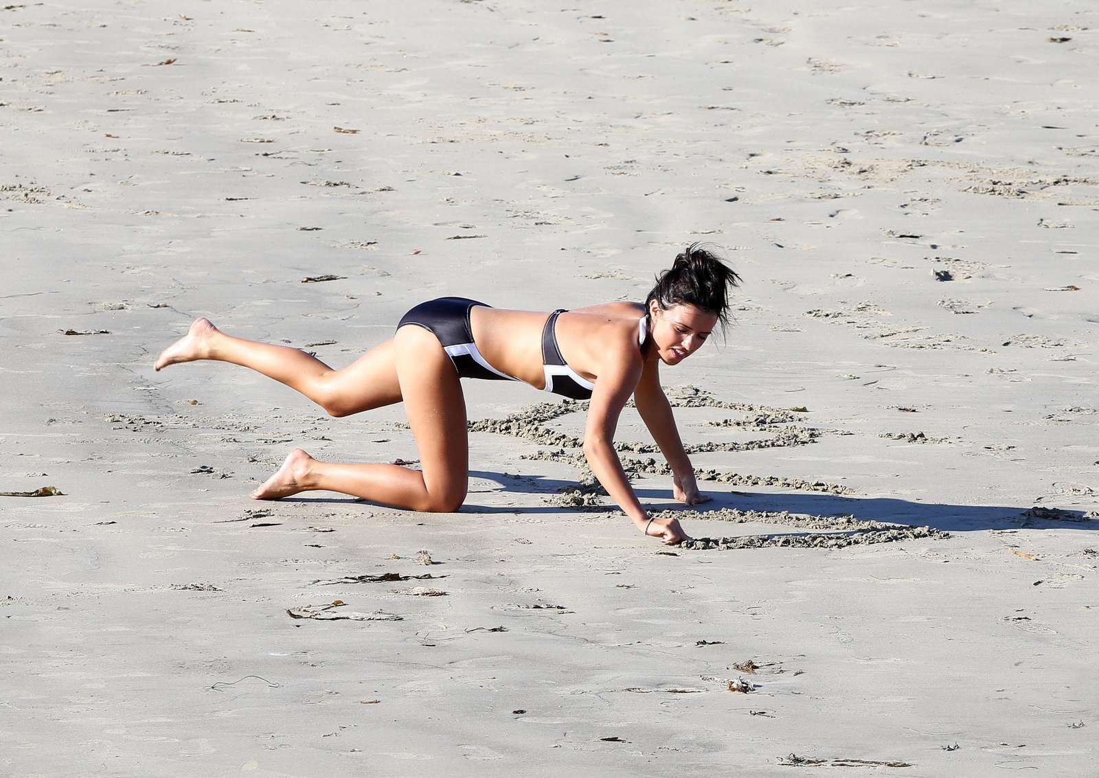 Lucy-Mecklenburgh-47